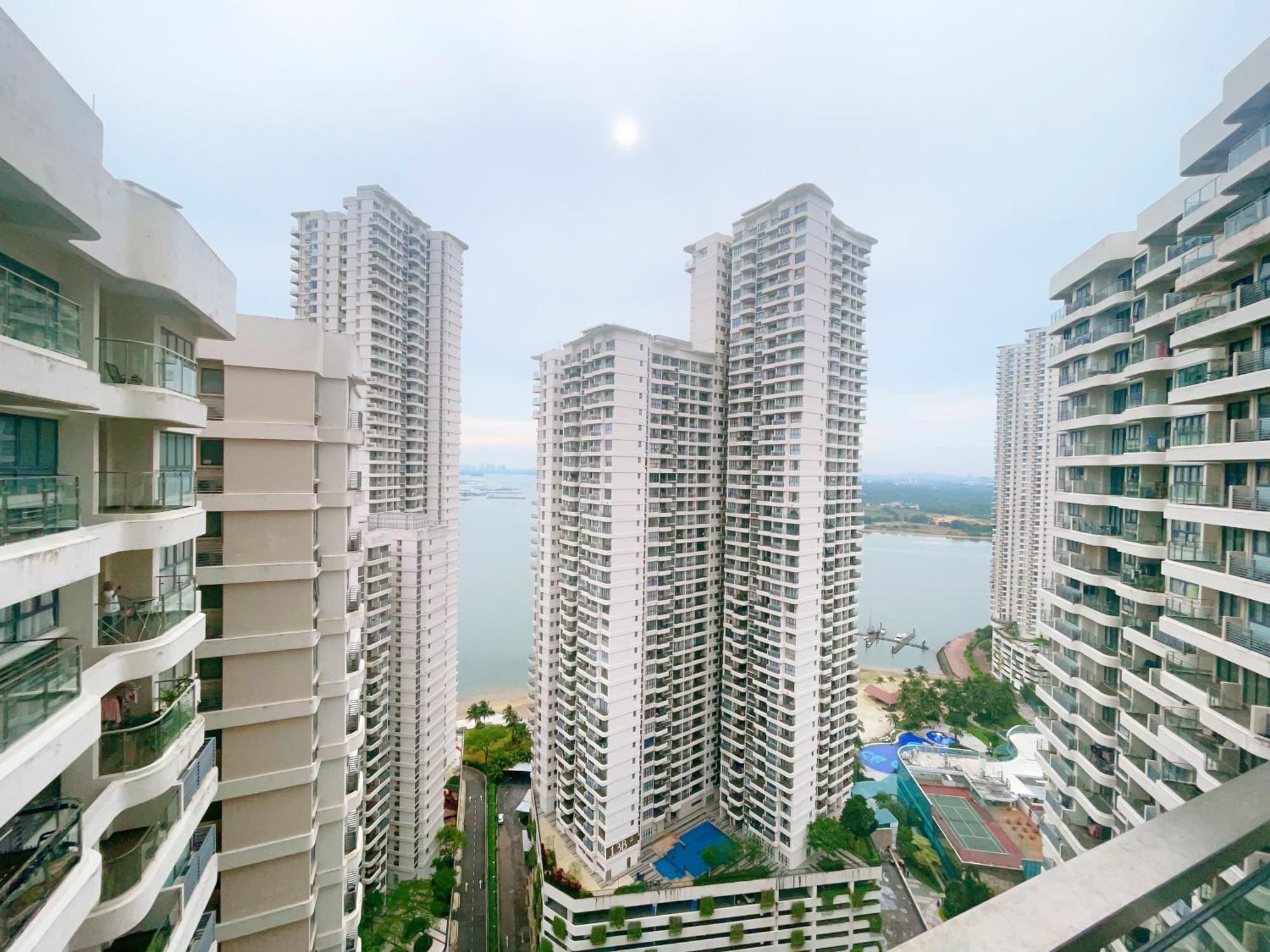 Monic Staycation #Country Garden Danga Bay Johor Bahru Extérieur photo